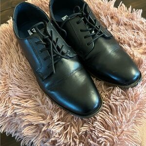Boys Dress shoe size 7